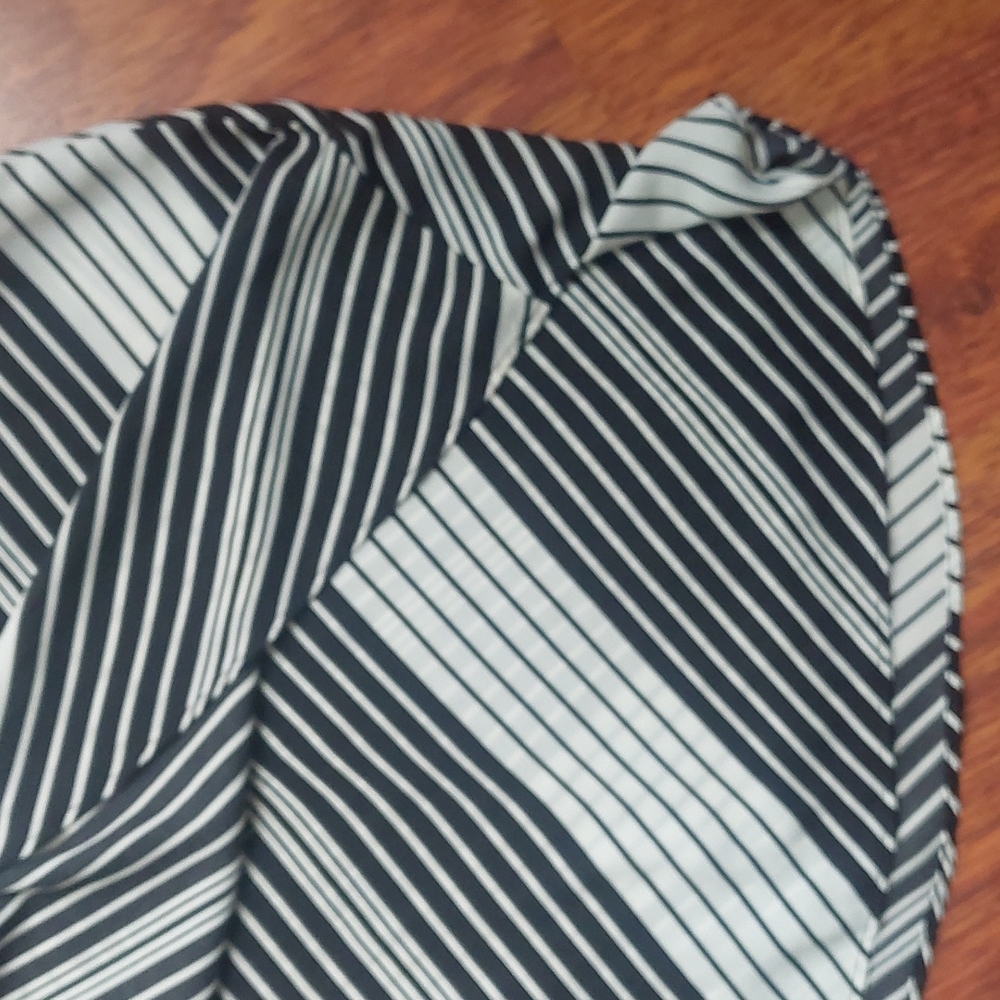 Reitmans blouse - Picture 6 of 7